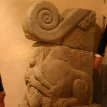 scala-altare del Tumulo II del Sodo